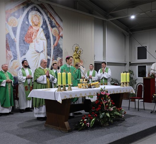 Biskup Kovač predvodio misno slavlje prvog dana trodnevnice uoči Stepinčeva